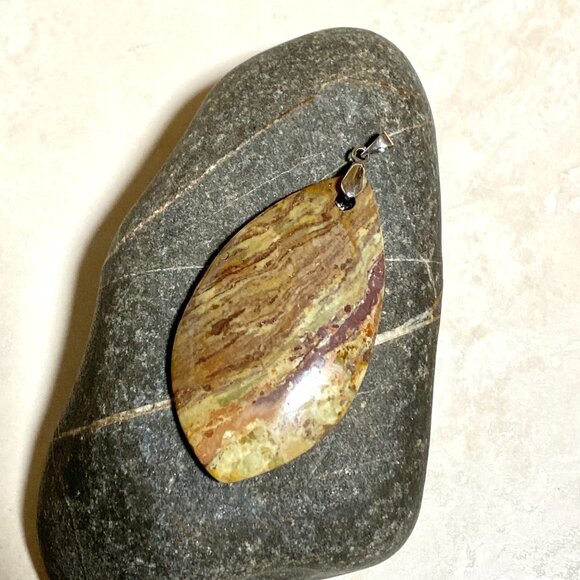 Natural Earthy Jasper Pendant, Large Genuine Gemstone Leaf Shape Pendant - Picture 5 of 11